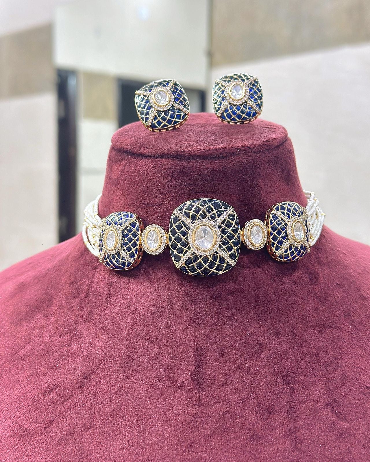 Polki Statement Choker