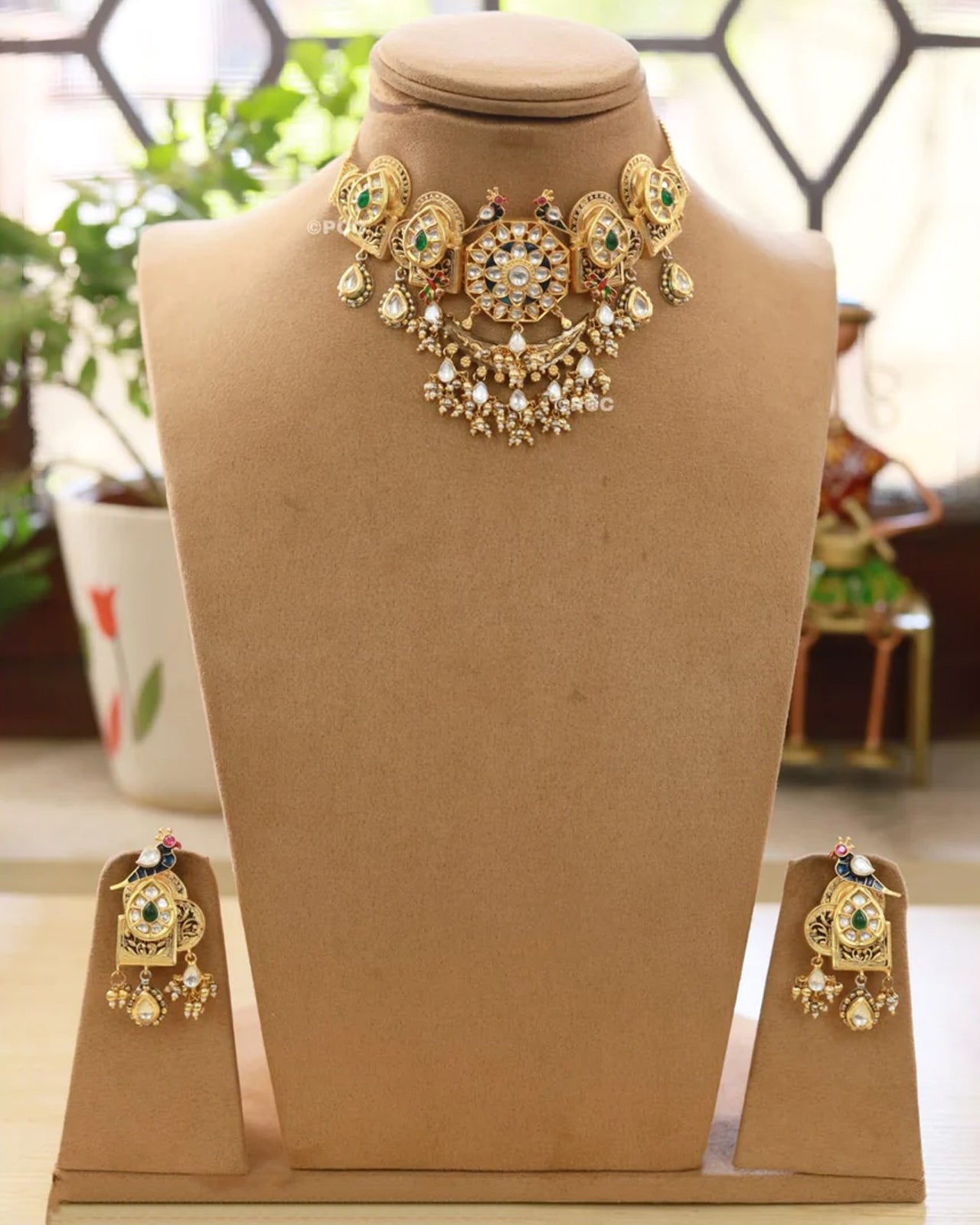Rich Cultural Choker