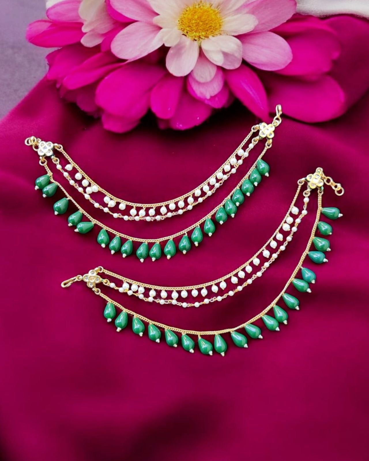 Pearl Green Earchains