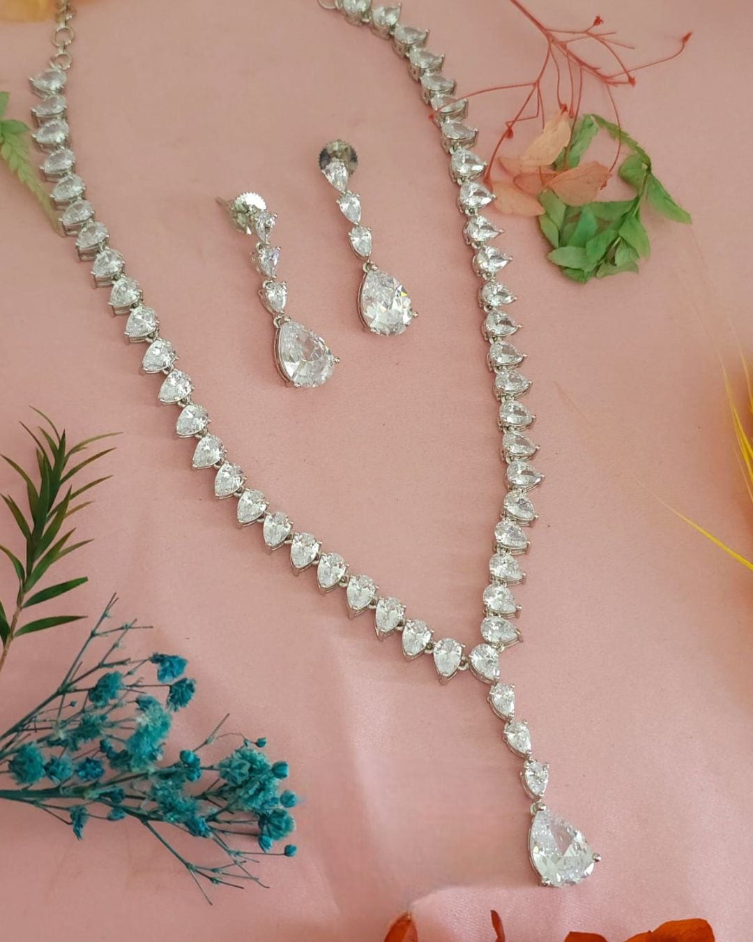 Alia Inspired Diamond Necklace Set