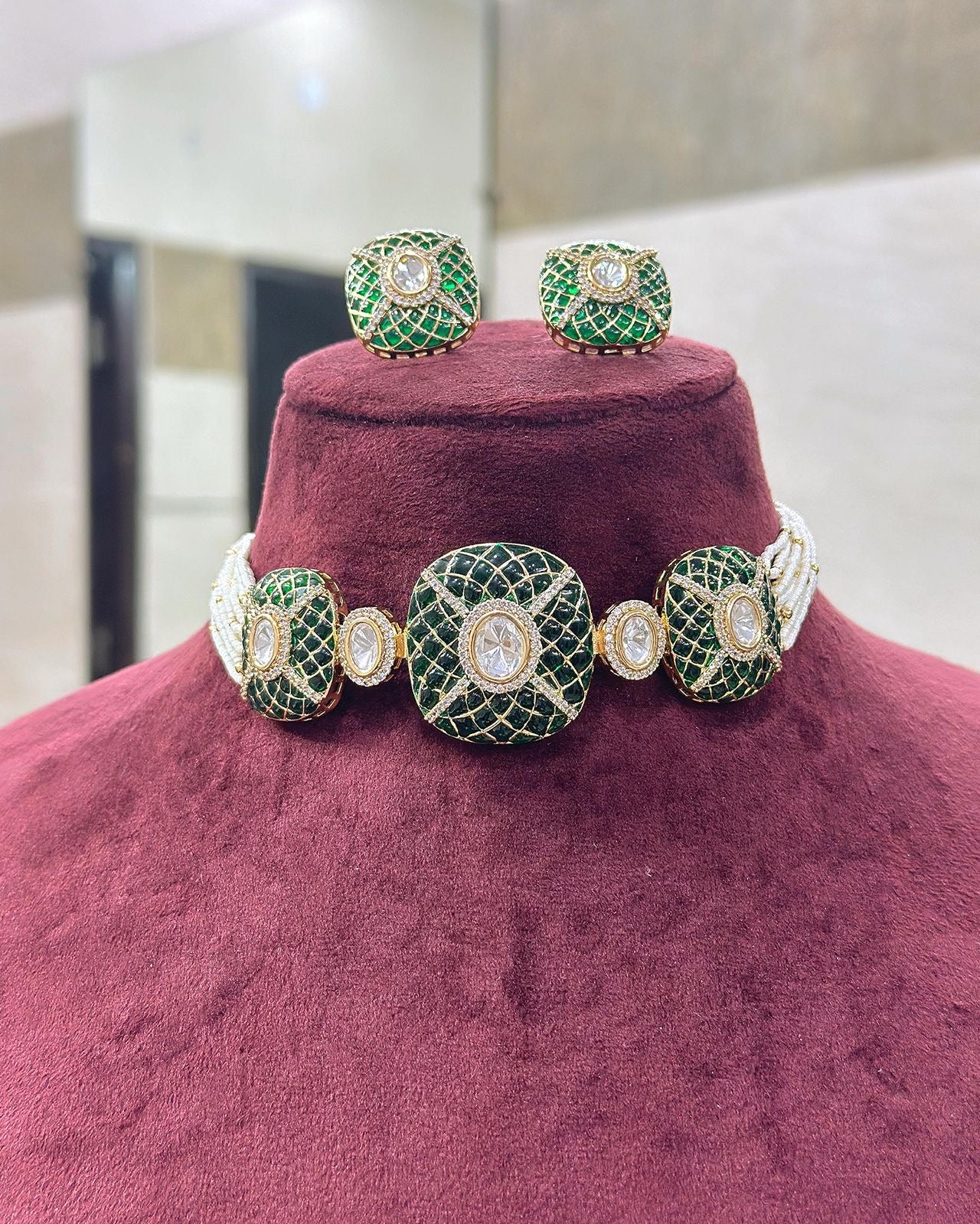 Polki Statement Choker