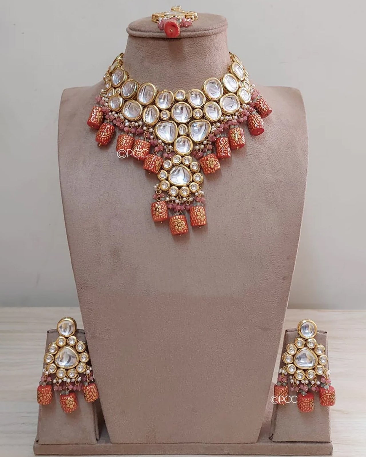 Fascinating Kundan 2