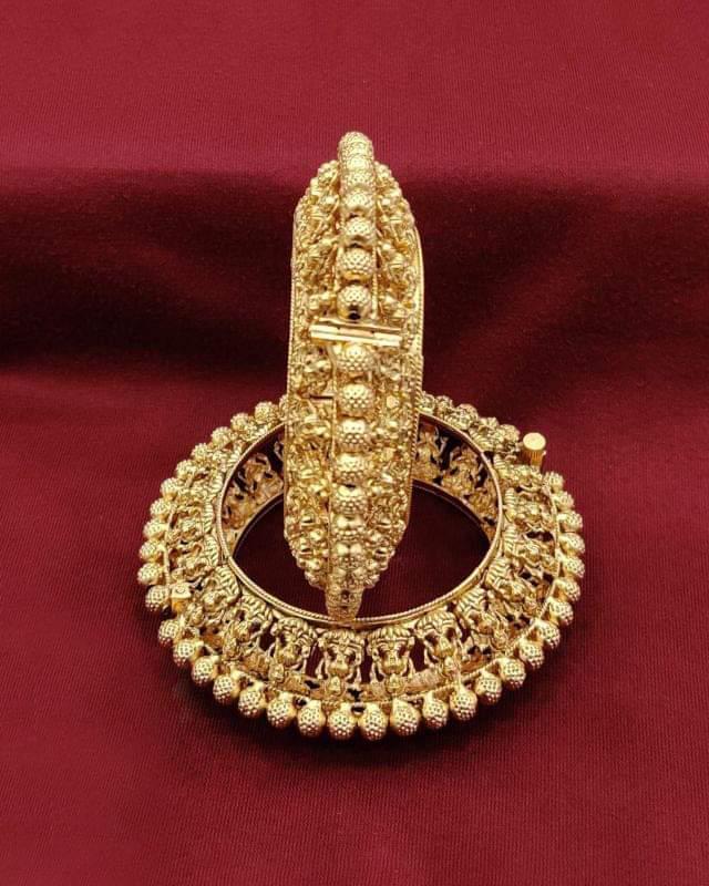 Golden Elegant Bangles