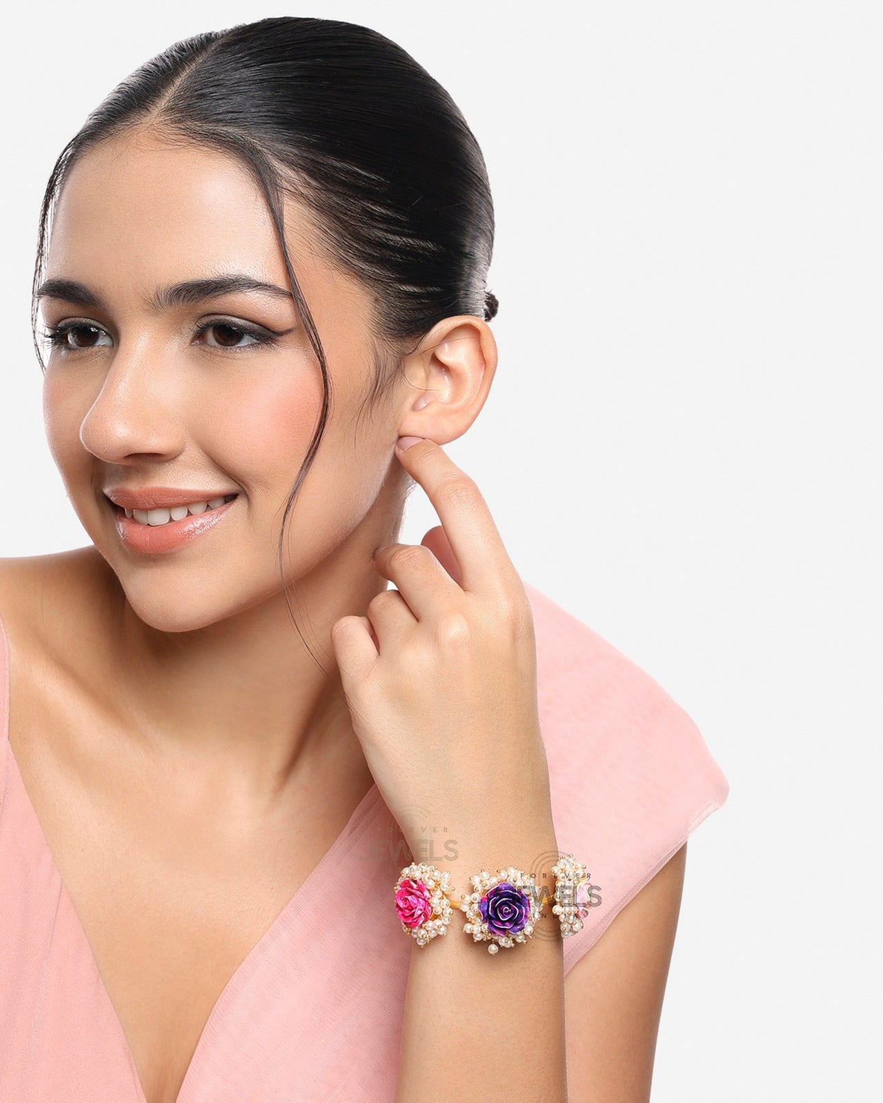 Pearl Flower Bracelet