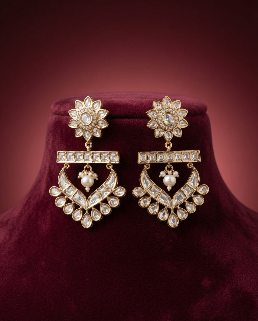 Kundan Exclusive Hasli Necklace Set