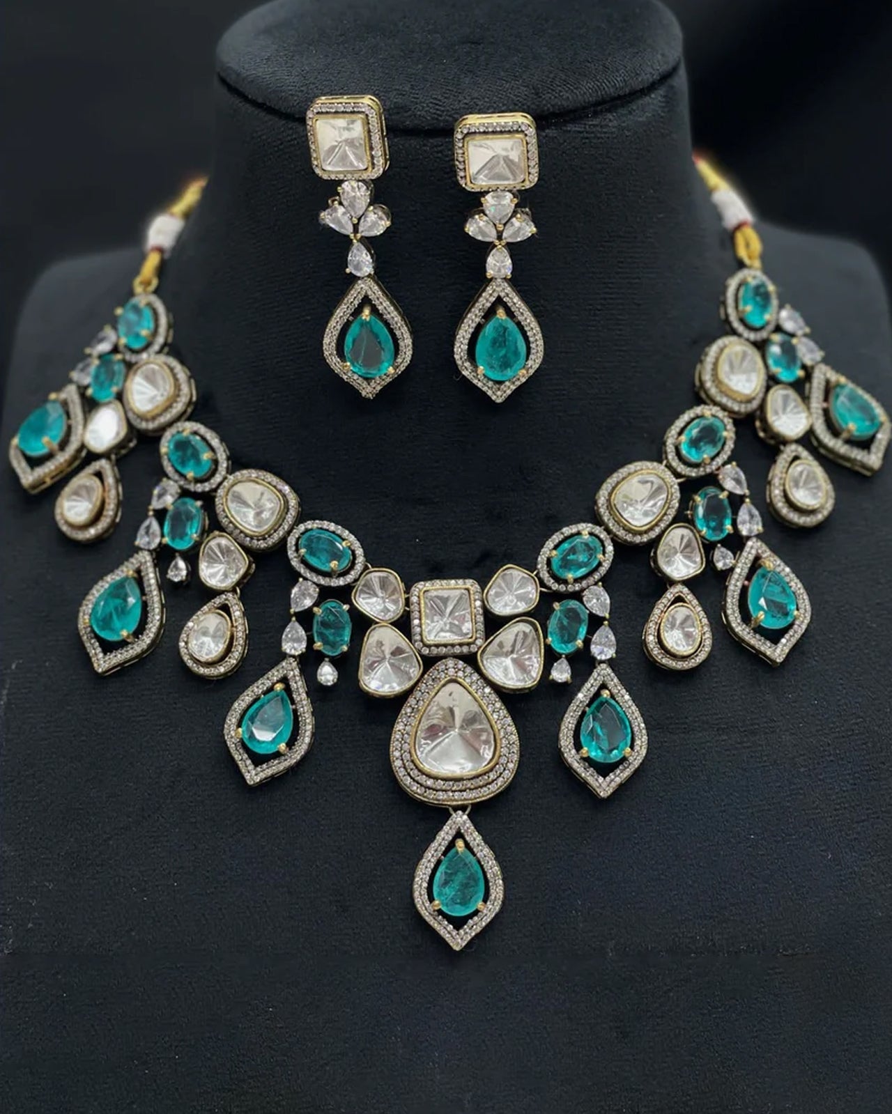 Royal Moissanite Set