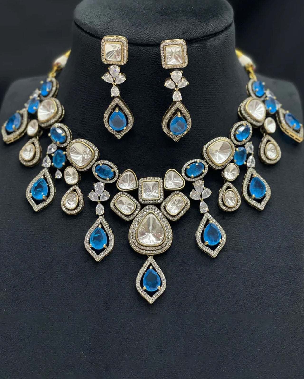 Royal Moissanite Set