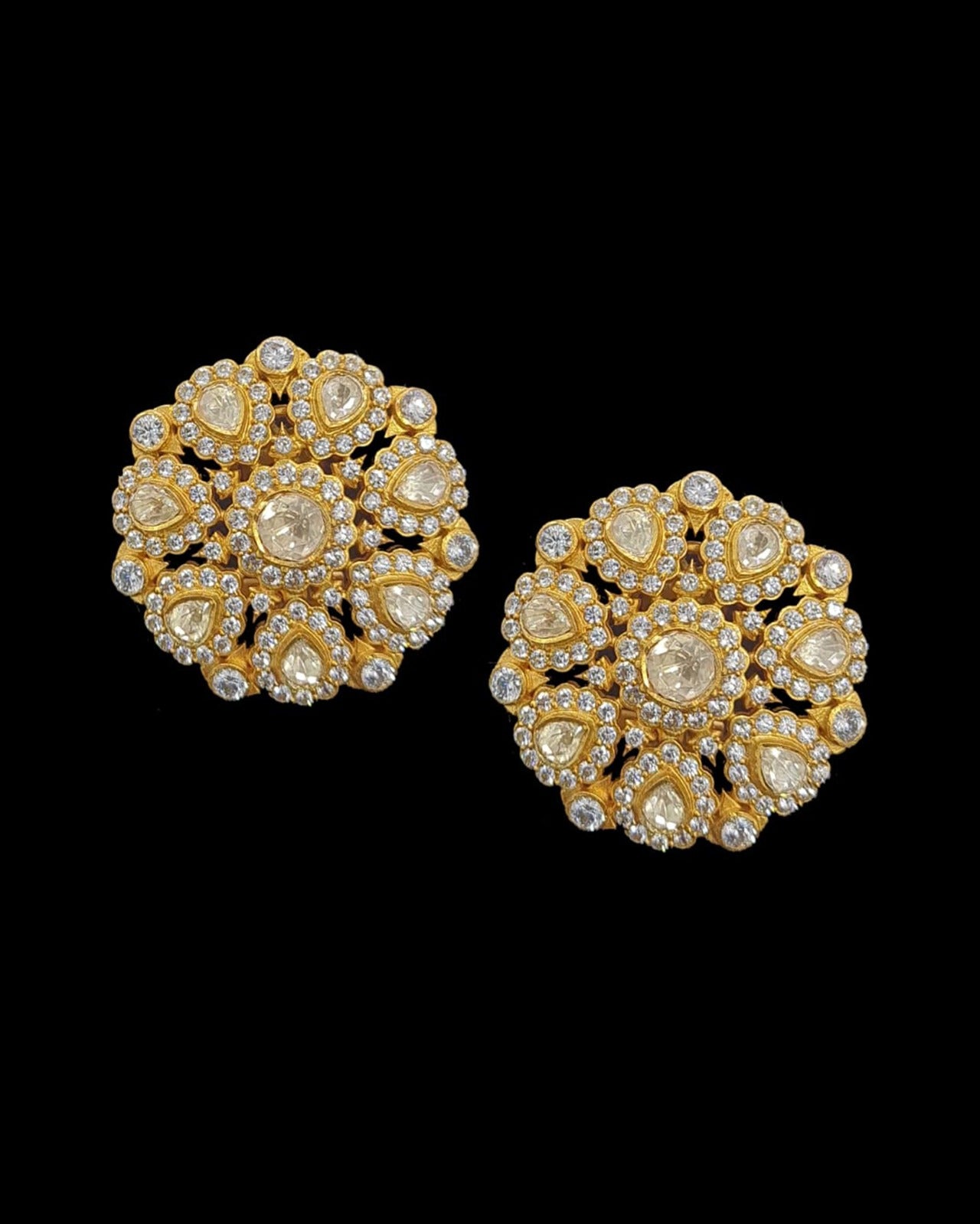 Dazzling Kundan Studs