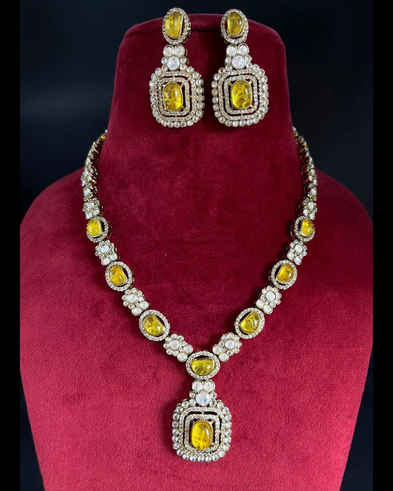 Statement Moissanite Polki Set