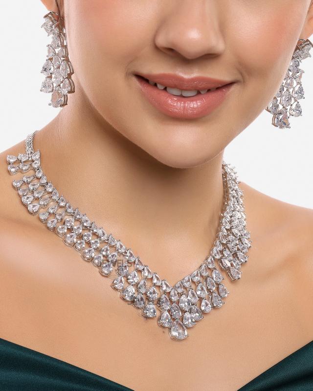Radiant Harmony Diamond Set