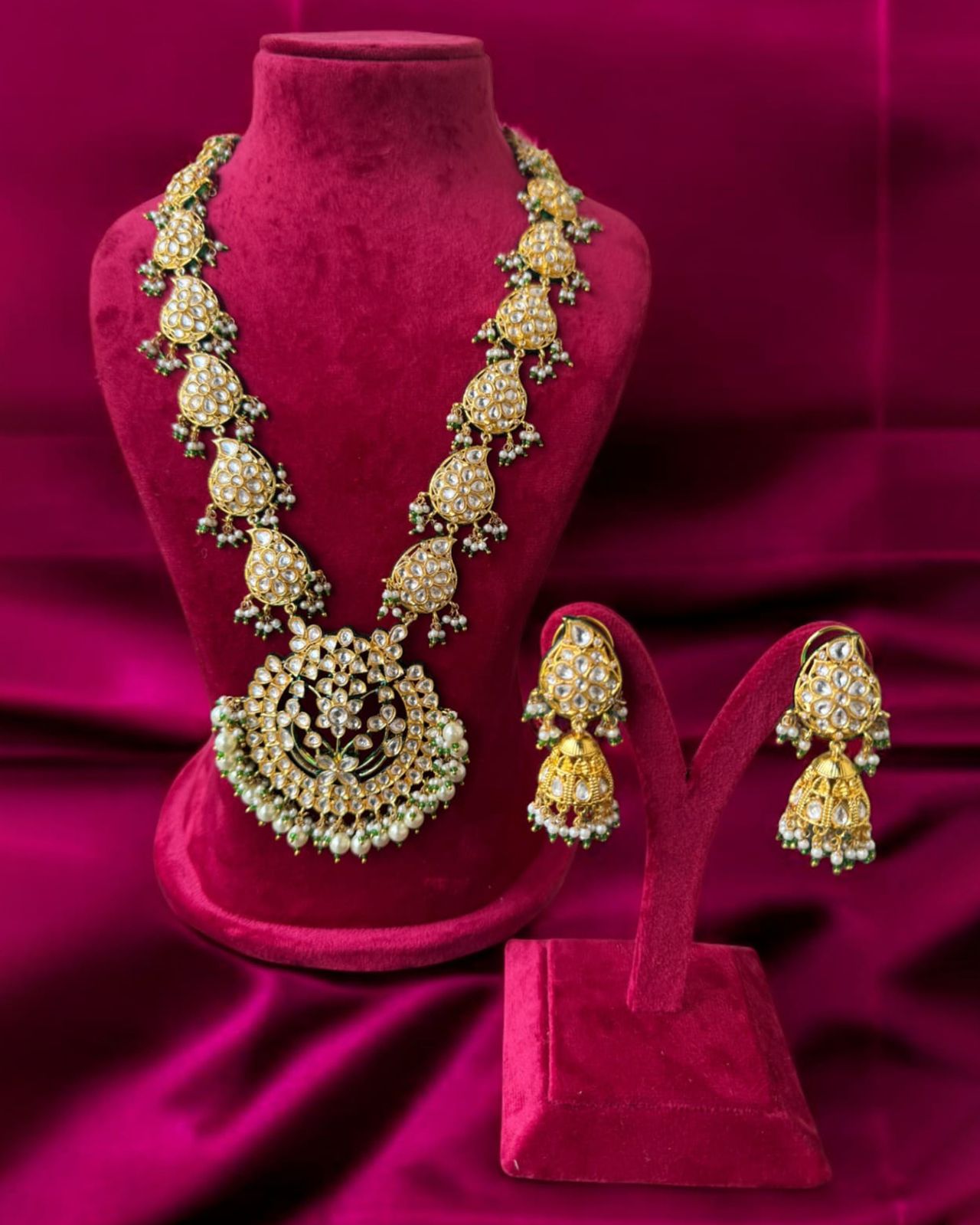 Golden Bridal Kundan Necklace Set