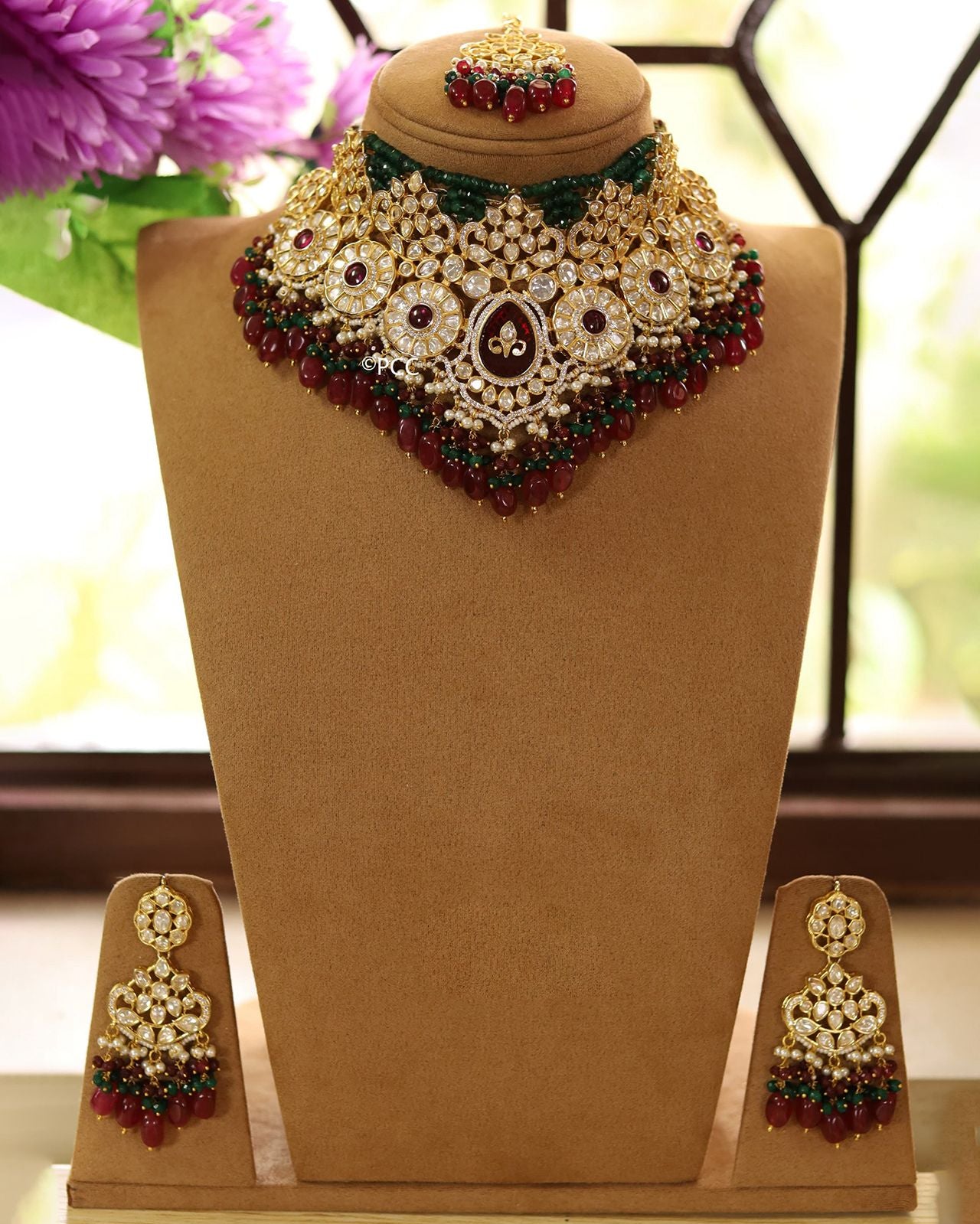 Sunburst Splendor Necklace Set