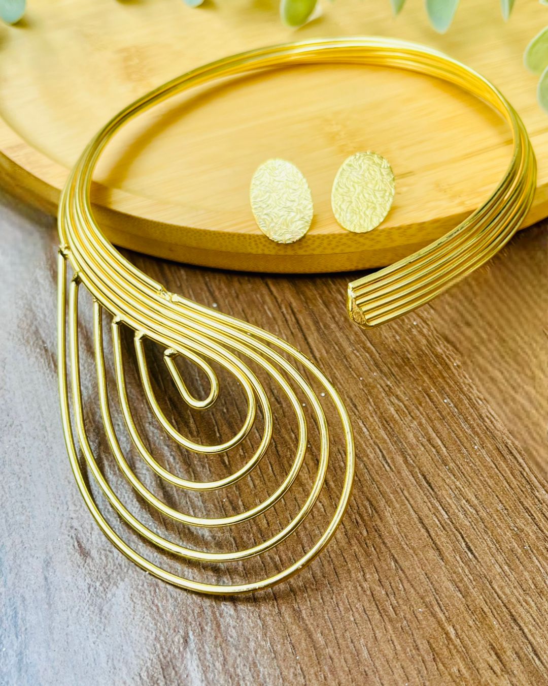 Western Style Choker