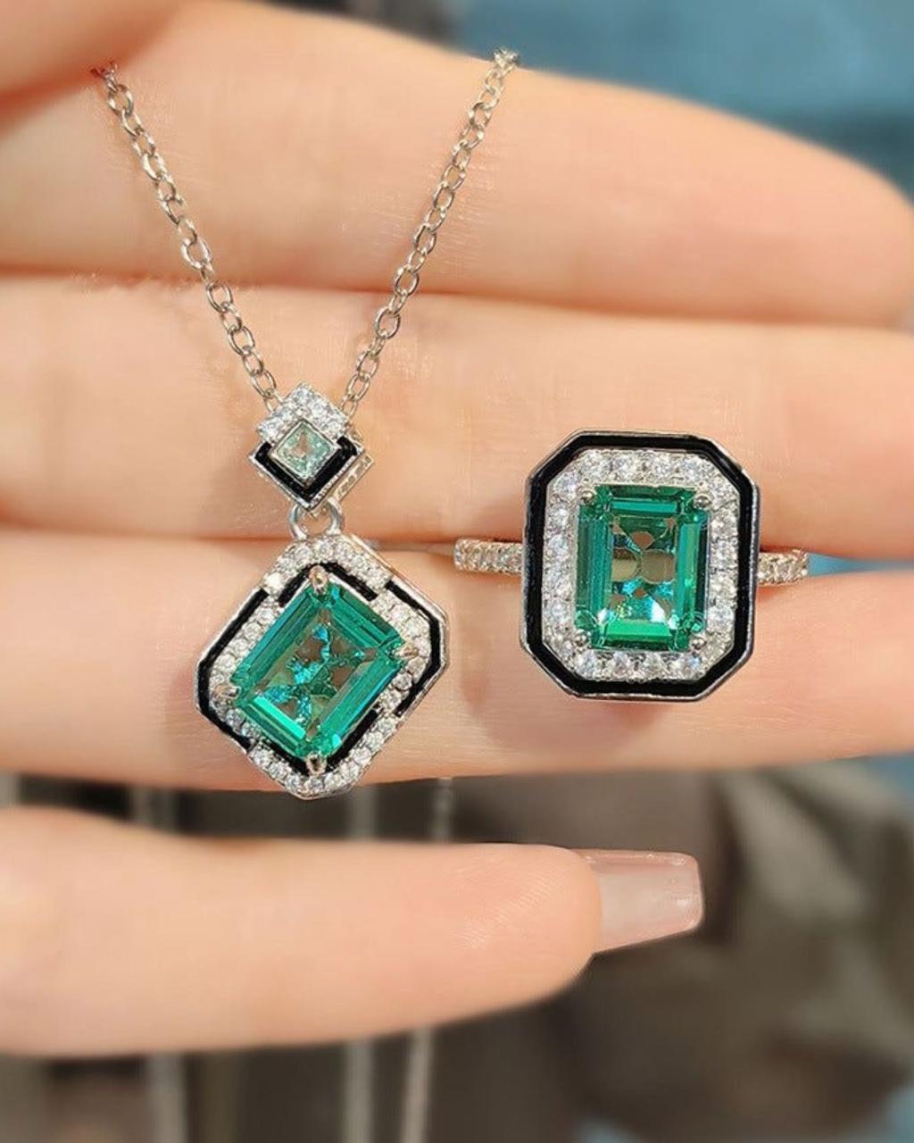 Pendant Set with Ring