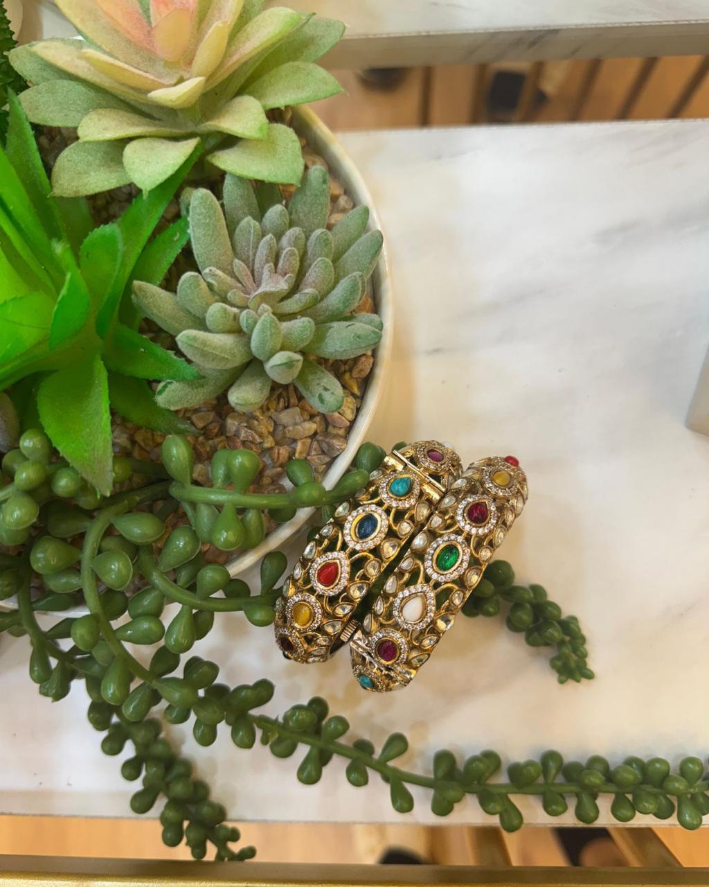 Classic Kundan Kadas