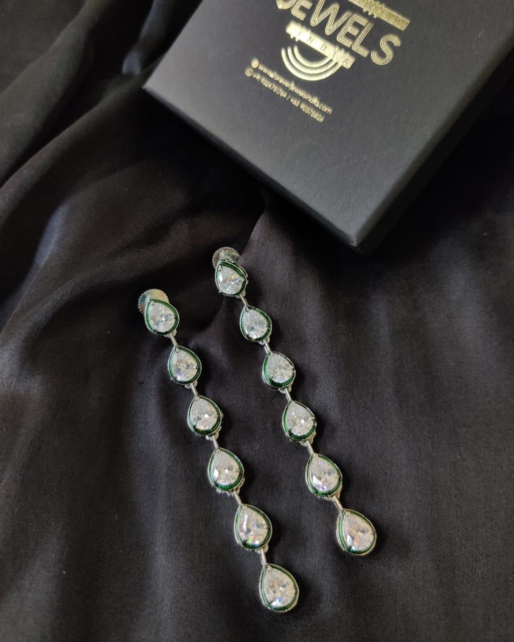 Classic Danglers