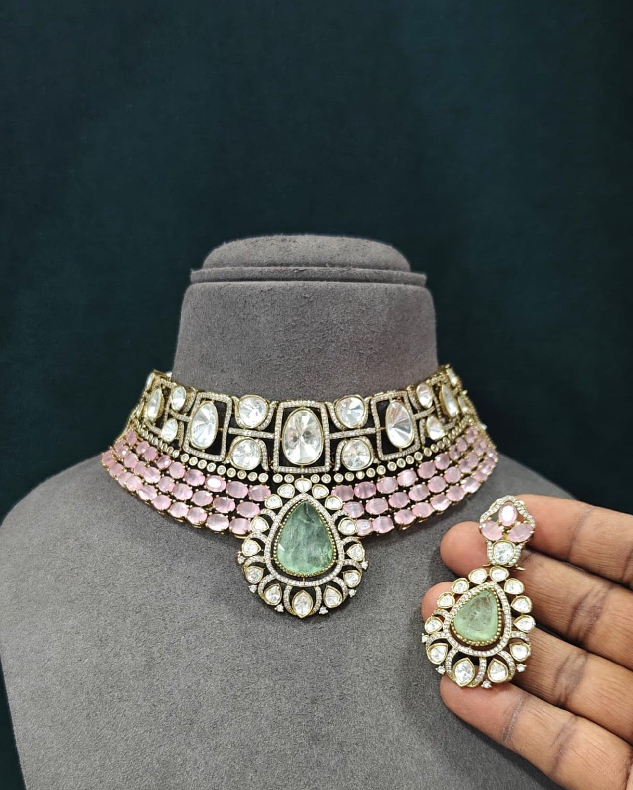 Crystal Royale Queen Set