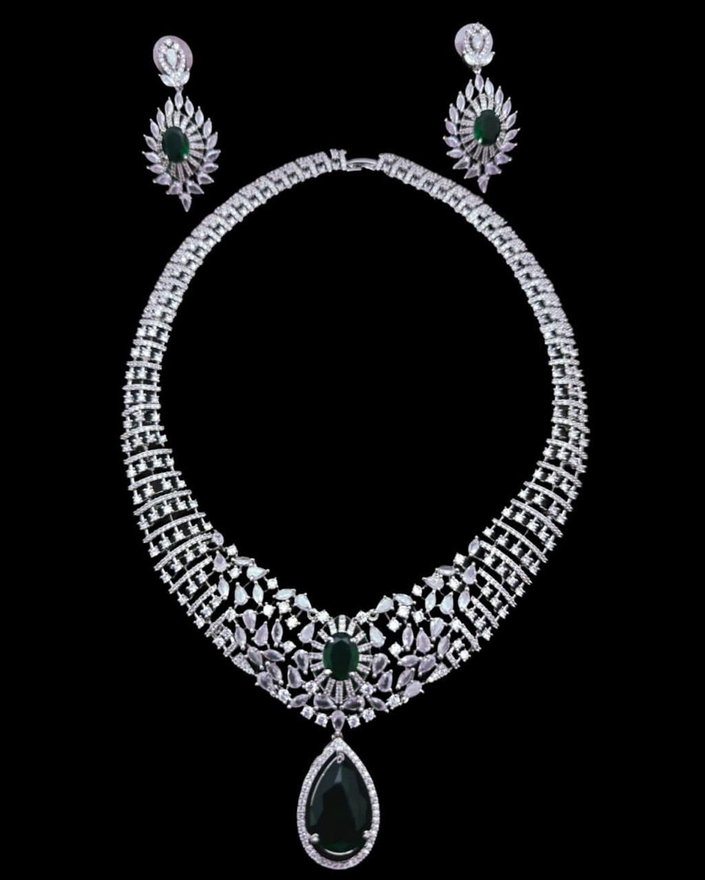 Royal Queen Diamond Necklace