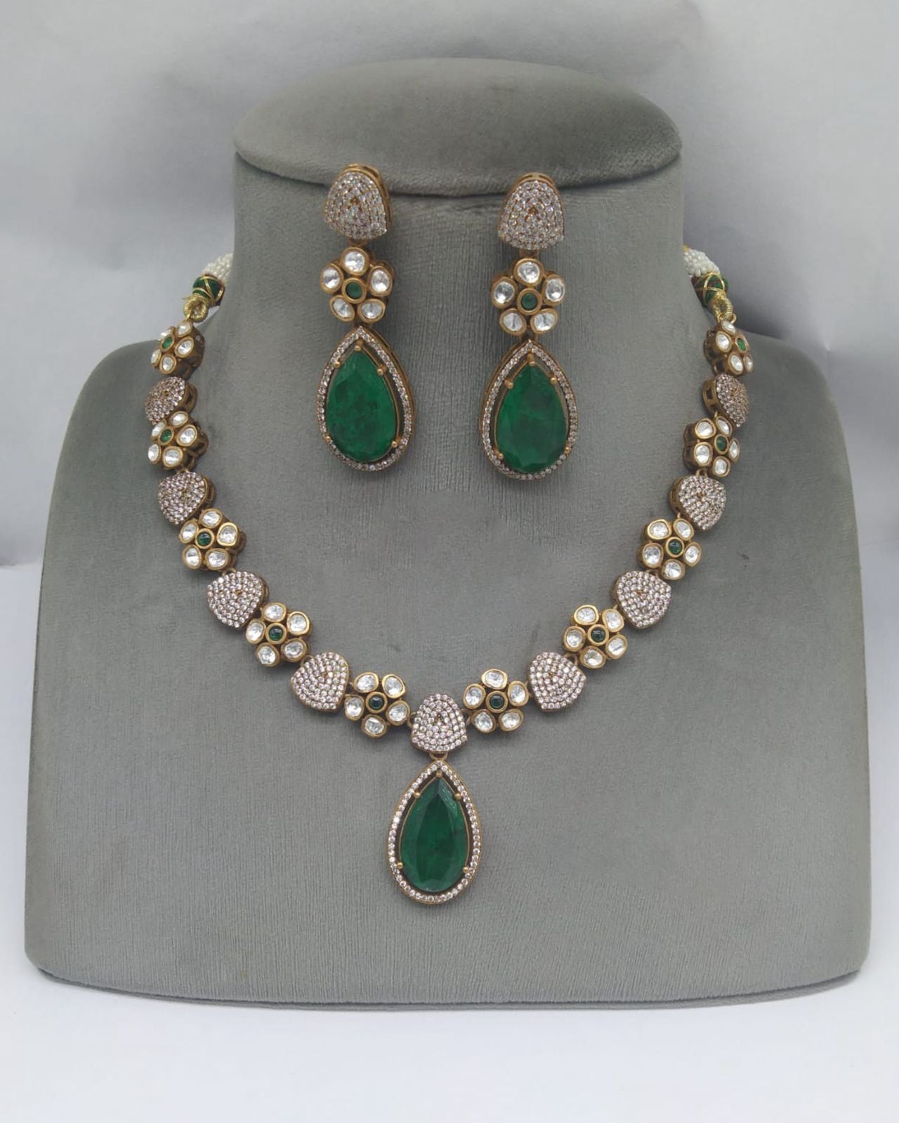 Crimson Passion Necklace Set