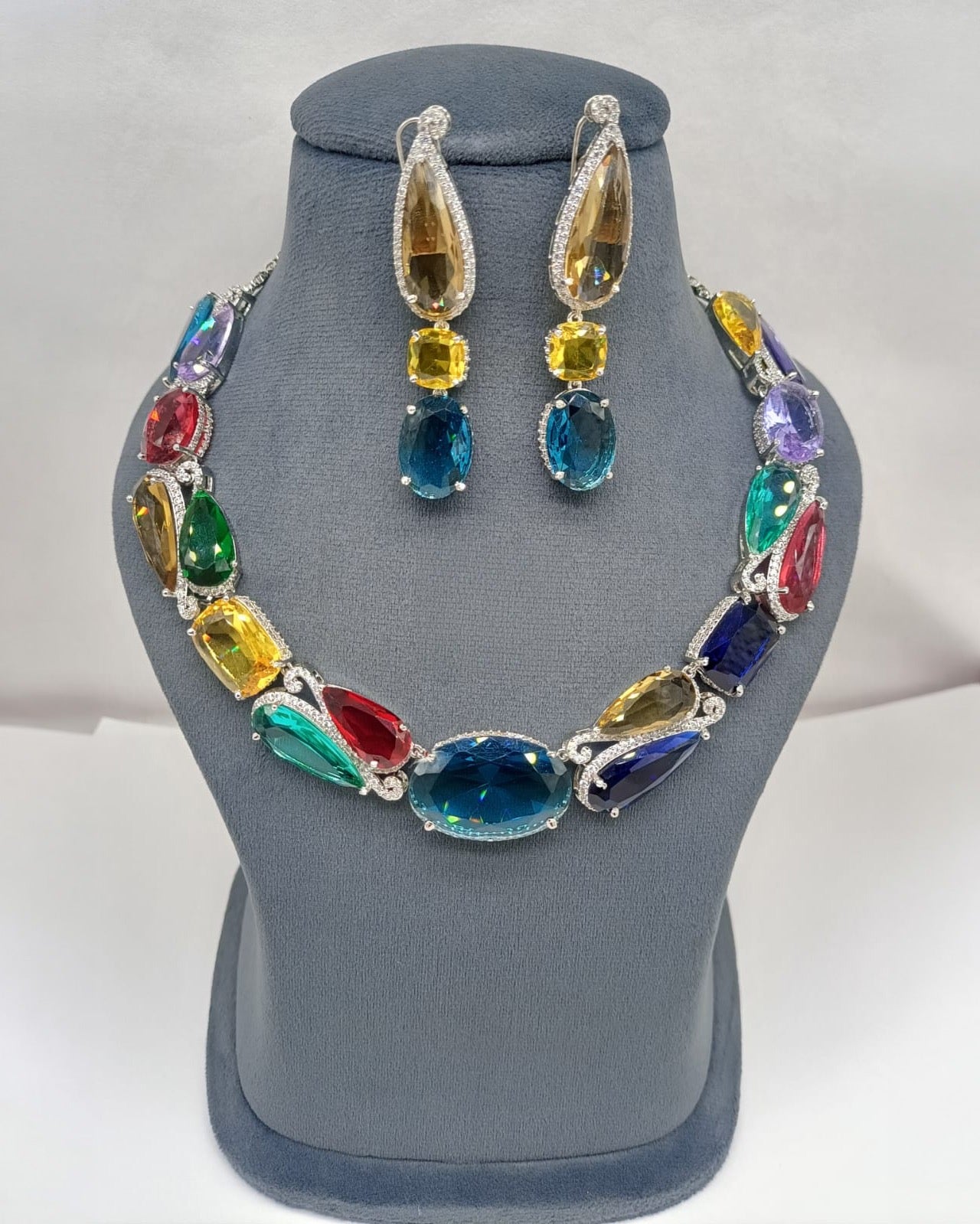 Rainbow Royale Necklace Set