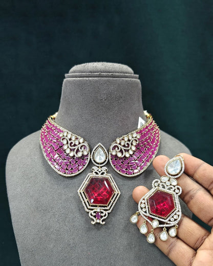Royal Statement Kundan Set