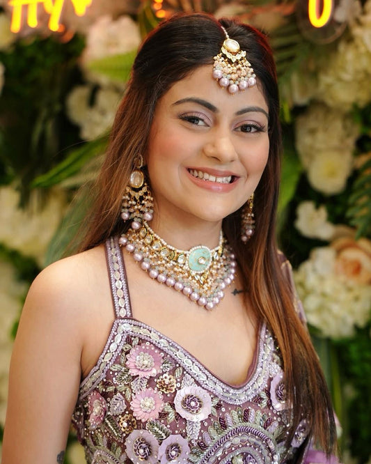 Modern Kundan Choker Set Handcrafted with Intricate Detailing for Elegant Versatile Statement Jewelry