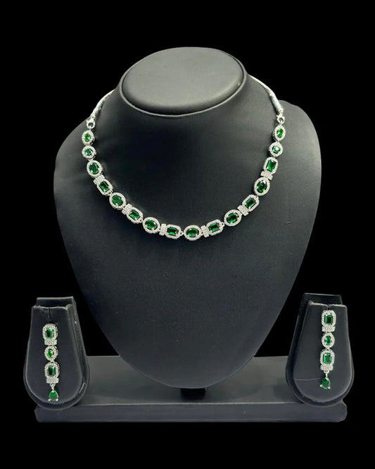 Emerald Diamond Set