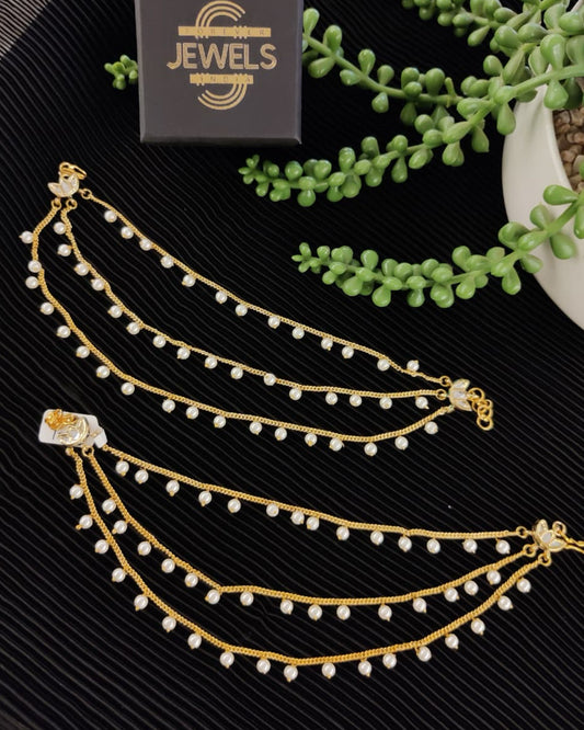 Pearl Timeless Earchains