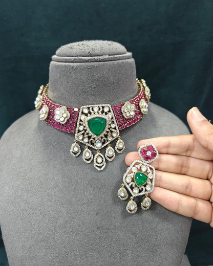 Beautiful Bloom Choker Necklace Set