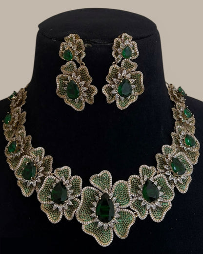Floral Classy Necklace Set