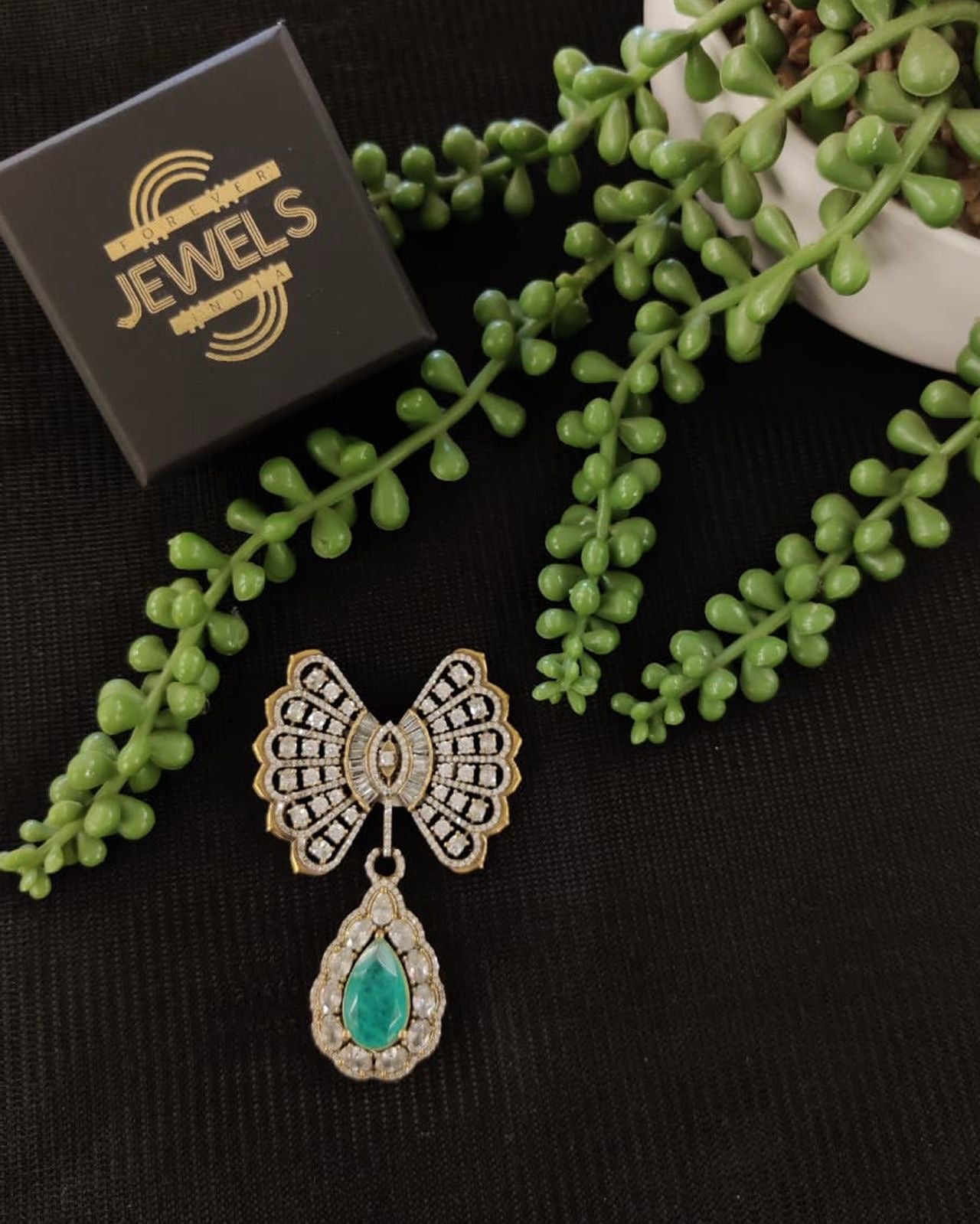Stunning Polki Brooch