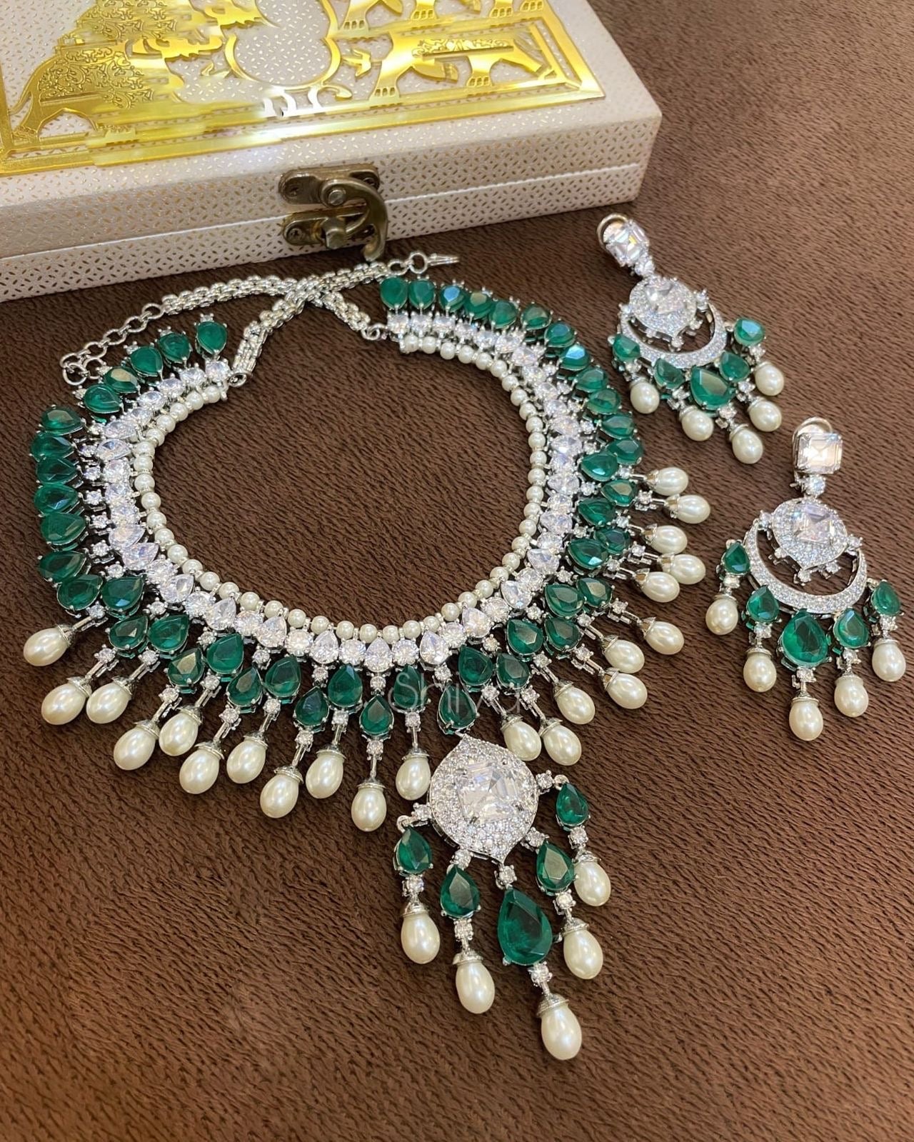 Radhika Inspired Emerald Pearl Necklace Set
