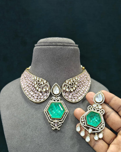 Royal Statement Kundan Set