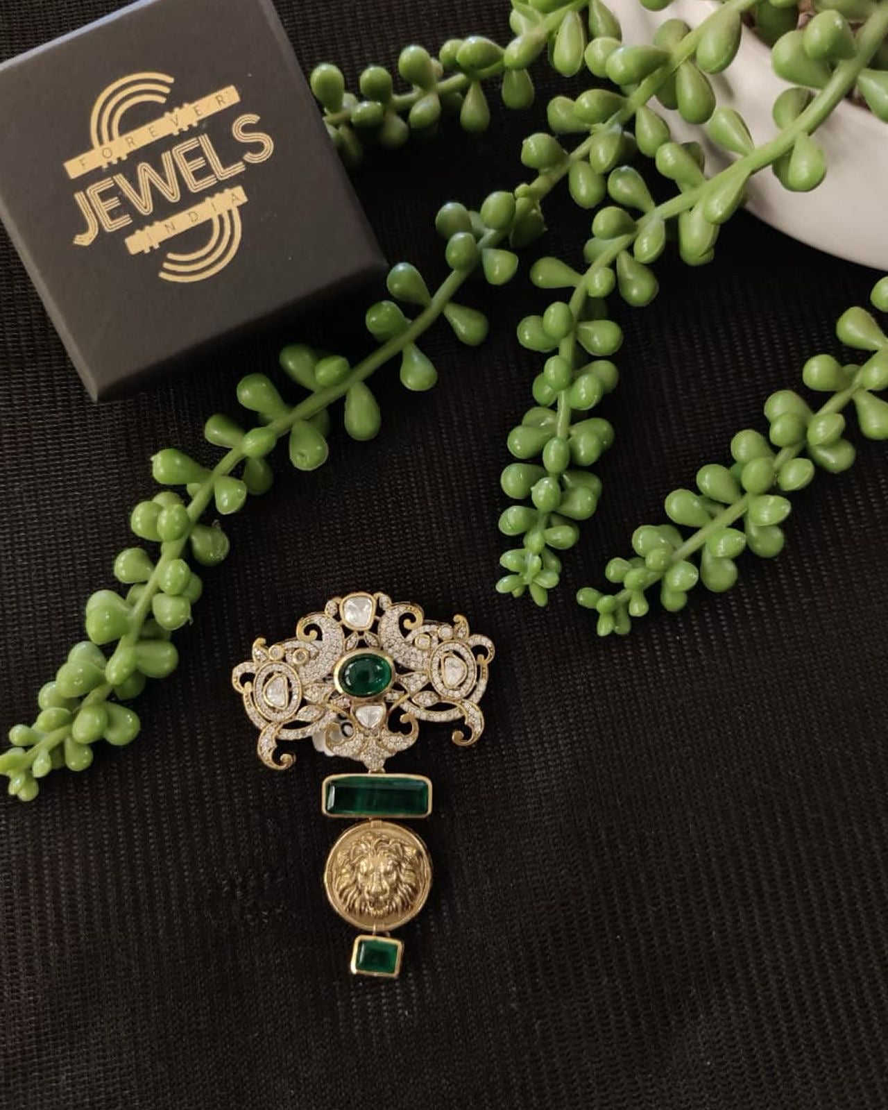 Royal Radiance Brooch