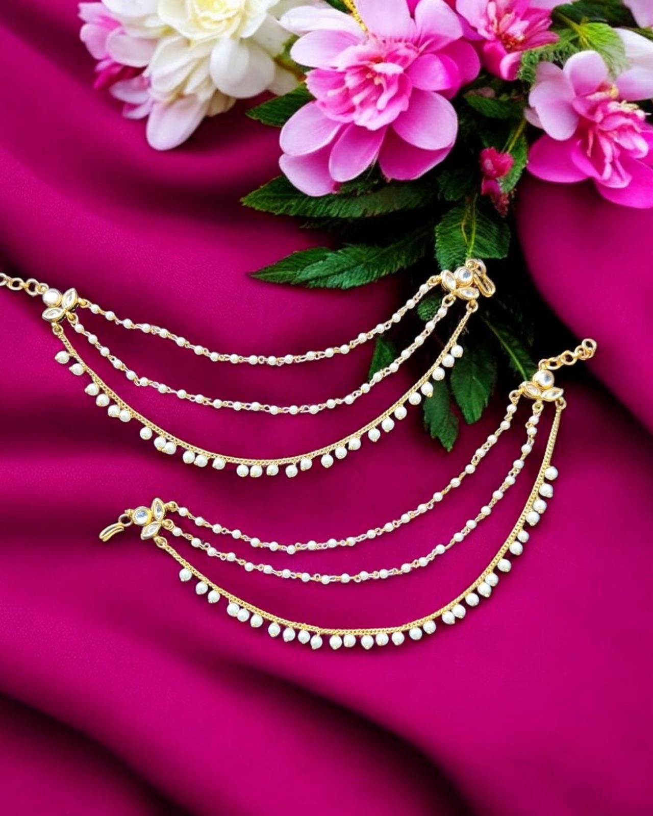 Gleam Pearl Earchains