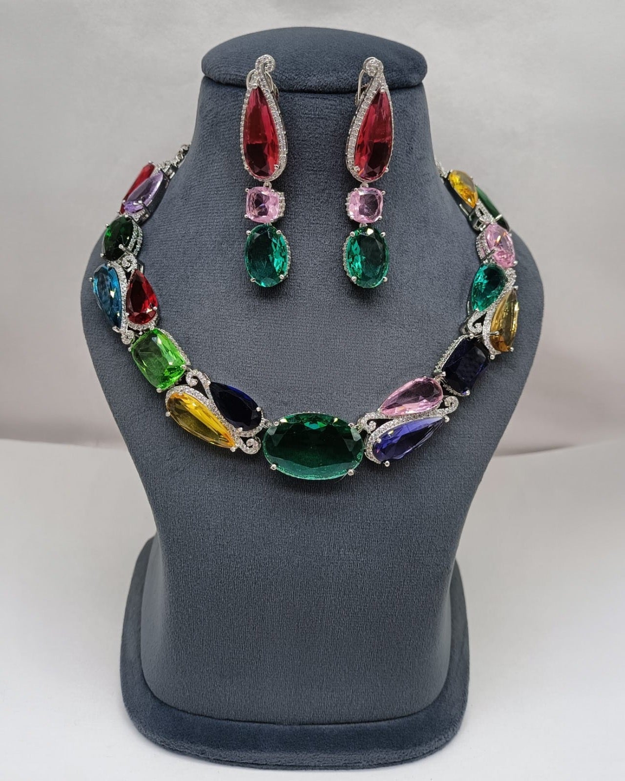 Rainbow Royale Necklace Set