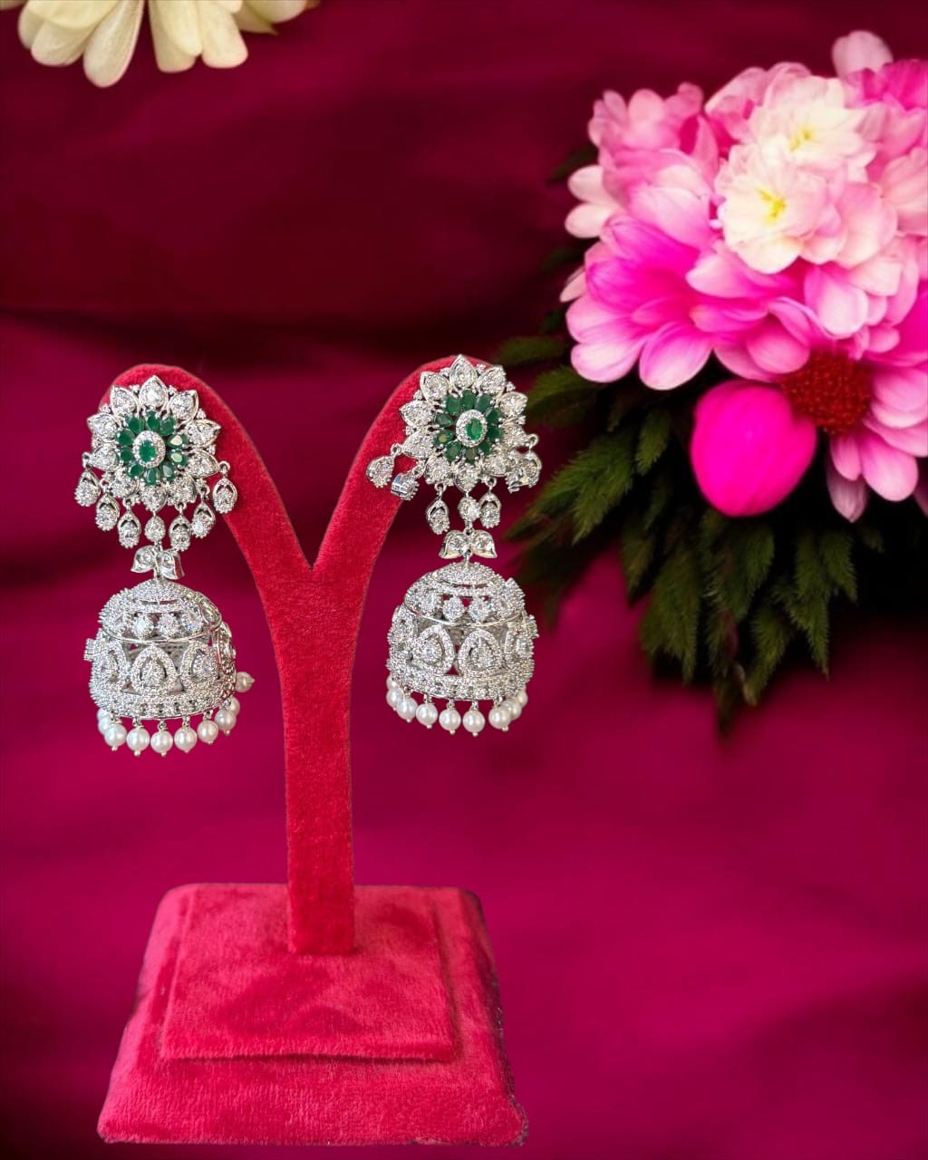 2-in-1 Jhumka earrings with detachable Ear-chains