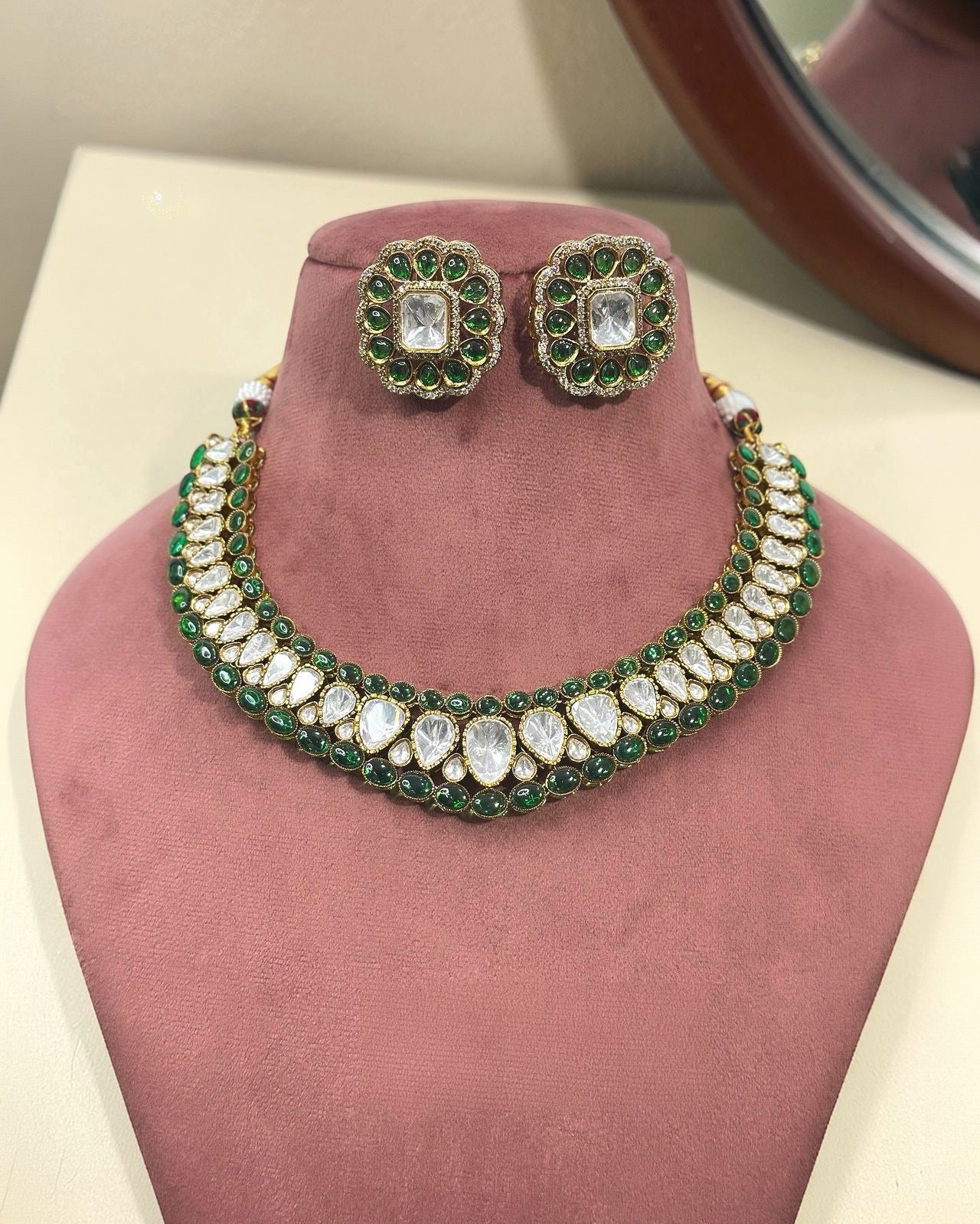 Polki Emerald Beauty