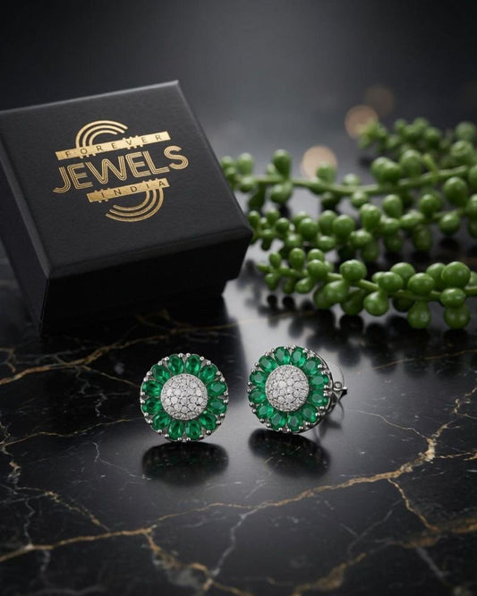 Emerald Shining Stud Earrings