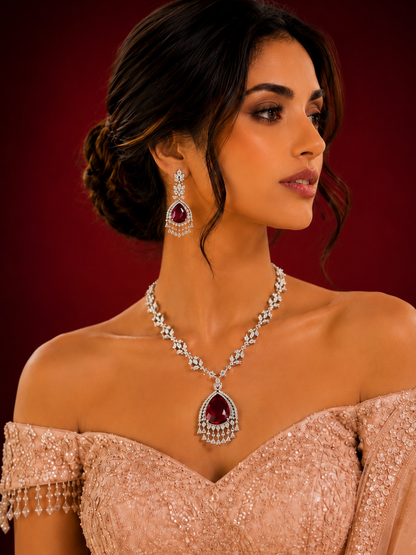 Sparking Drop Diamond Necklace Set