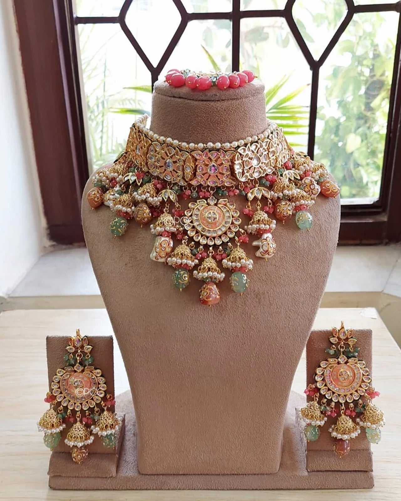 Bridal kundan jewellery