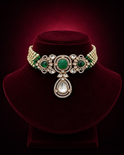 Emerald Pearl Beads Choker