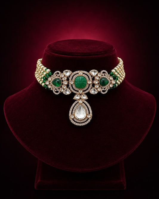 Emerald Pearl Beads Choker