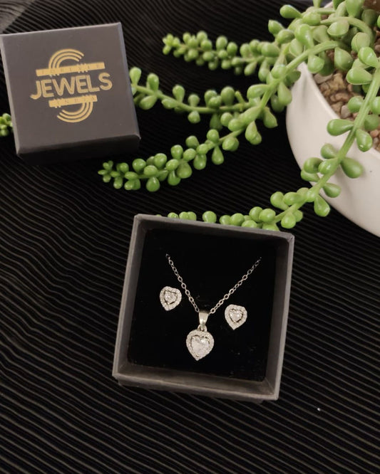 Heart Pendant Necklace Set