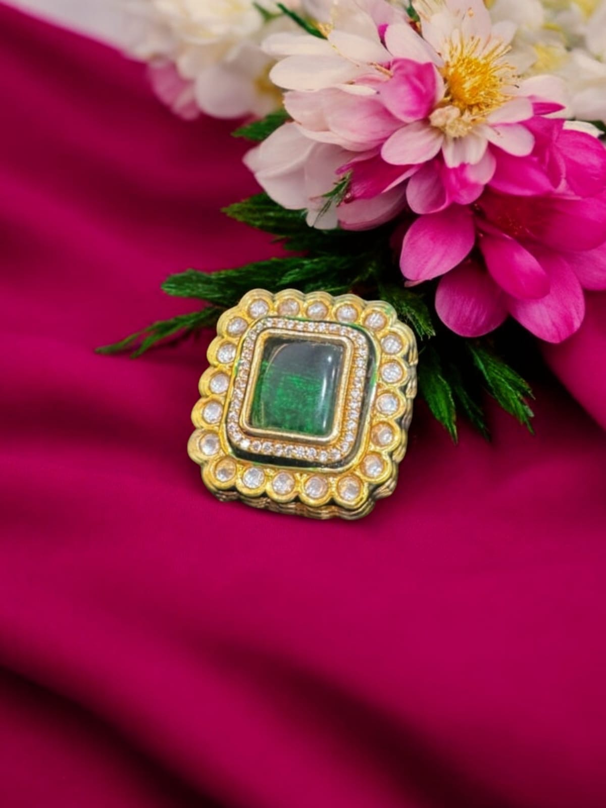 Emerald Kundan Ring