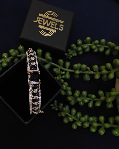 Royal Gleam Bracelet