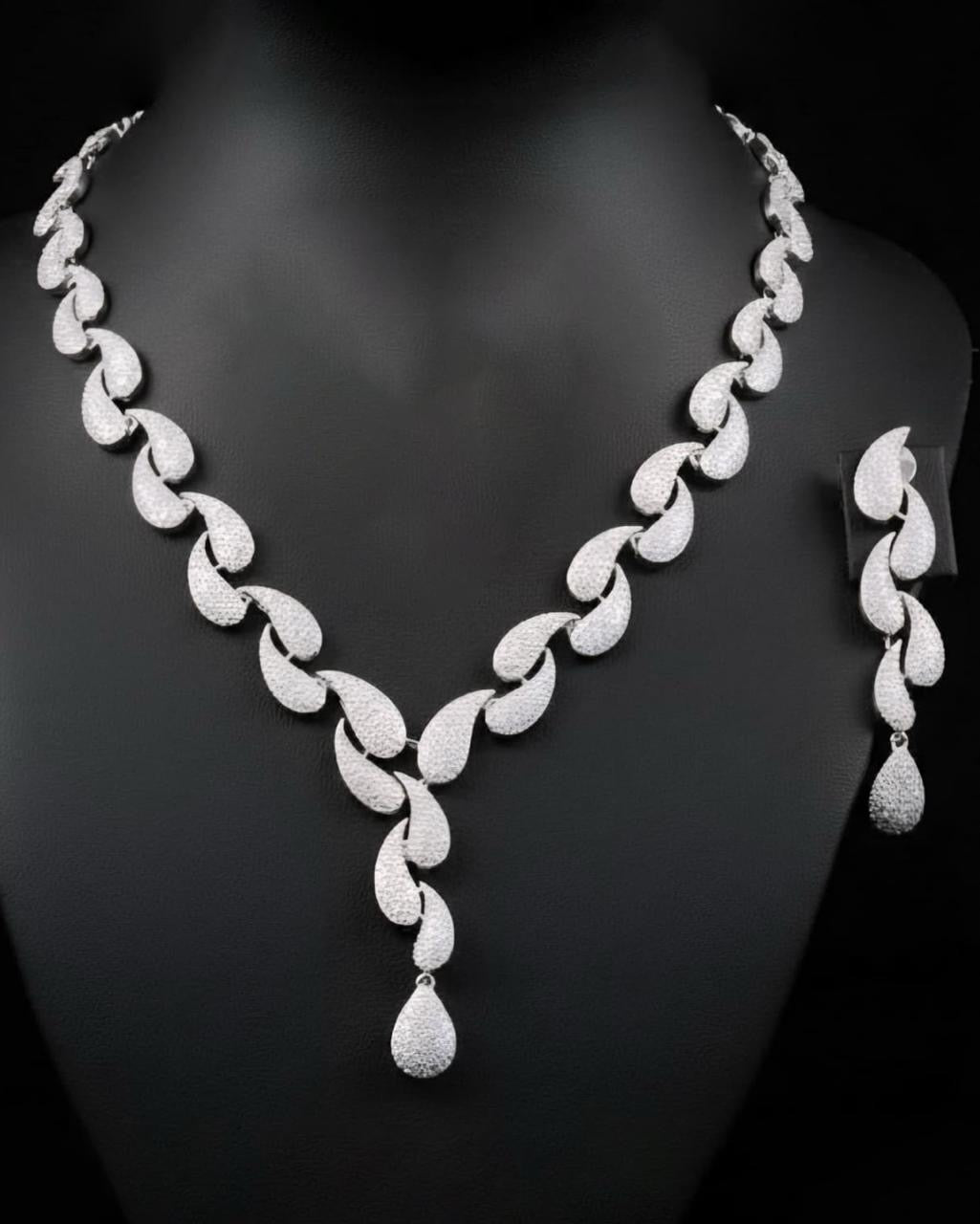 Classy Diamond beauty