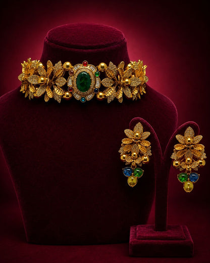Regal Flora Necklace Set