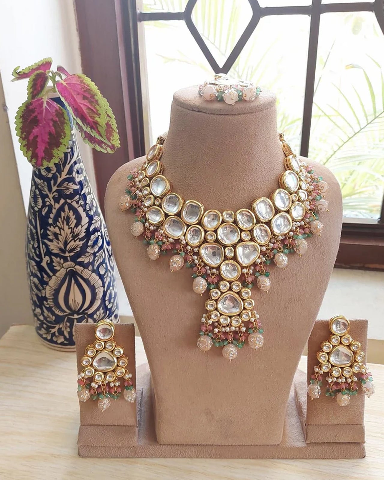 Fascinating Kundan 2