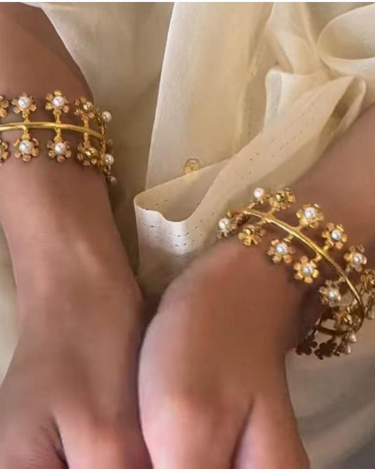 Golden Pearl kada